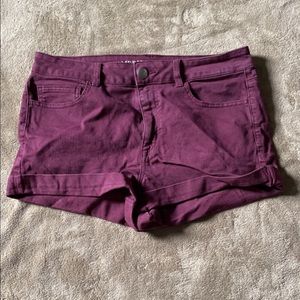 American eagle shorts SOLD ELSEWHWRE